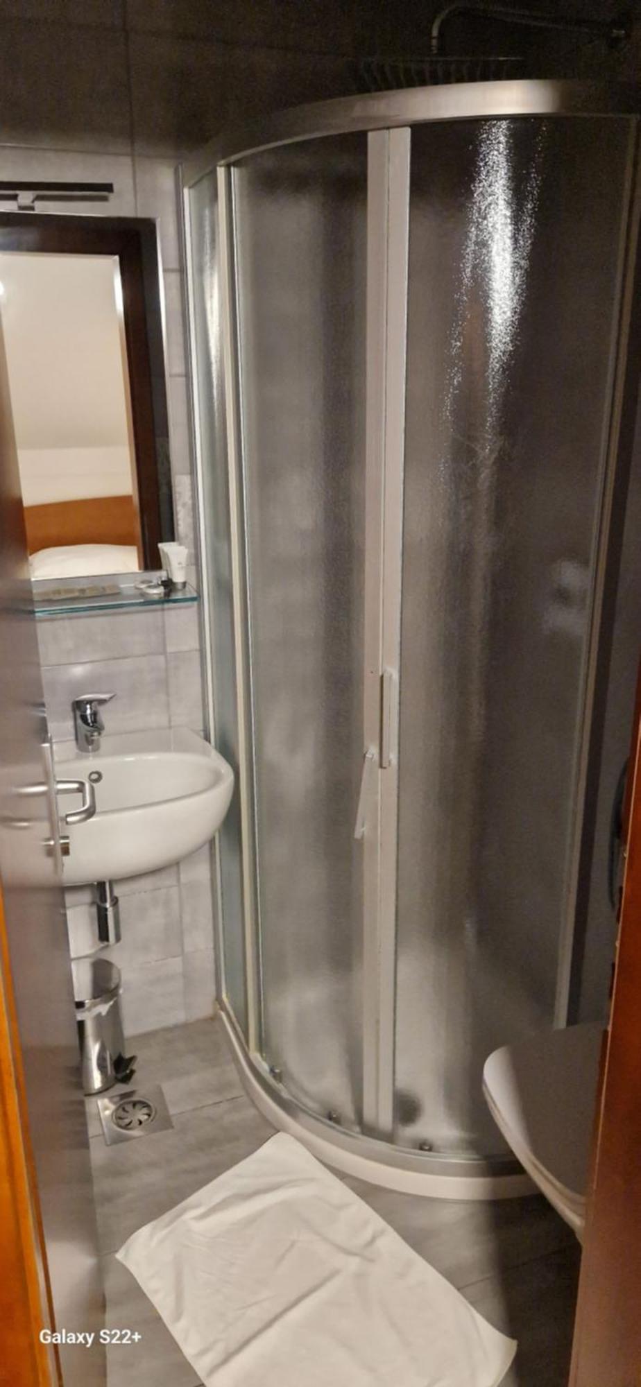 Hotel Gostinstvo Tomex Ilirska Bistrica Zewnętrze zdjęcie